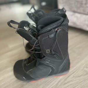 Used Salomon mens boots snowboard pledge
